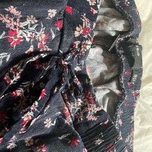 COPY - Women’s Torrid  floral Drawstring capri legging size 00 (m-L)